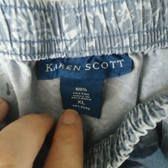 Print Capris - Picture 3 of 3